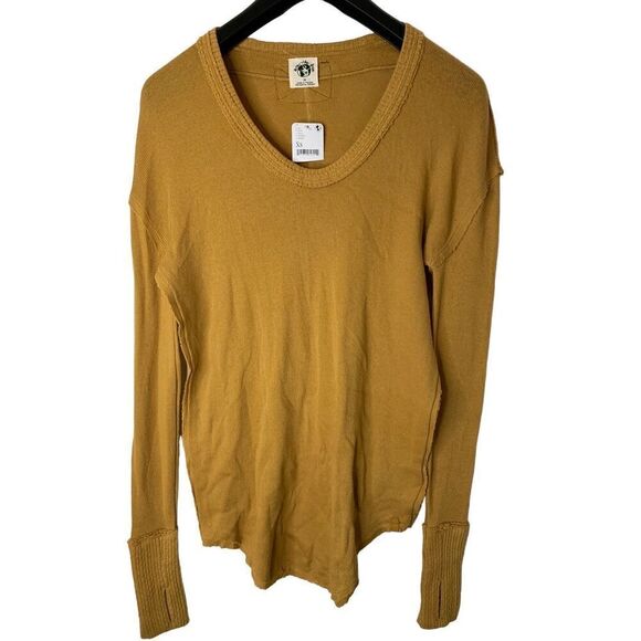 Free People We The Free oversized thermal mustard yellow women’s size XS NEW NWT - Picture 1 of 5